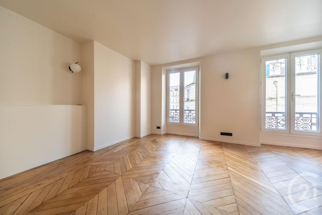 Appartement F1 à vendre - 1 pièce - 30.18 m2 - PARIS - 75011 - ILE-DE-FRANCE - Century 21 Victor Hugo - Trocadéro