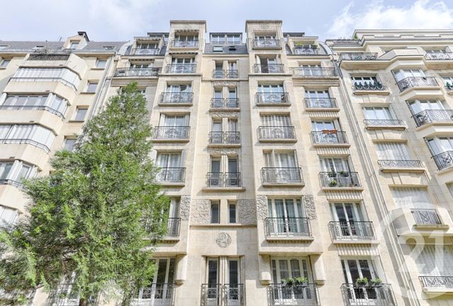 Appartement T3 à vendre - 3 pièces - 64.03 m2 - PARIS - 75017 - ILE-DE-FRANCE - Century 21 Victor Hugo - Trocadéro