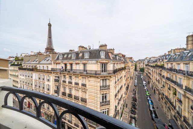 Appartement F3 à vendre - 3 pièces - 89.22 m2 - PARIS - 75007 - ILE-DE-FRANCE - Century 21 Victor Hugo - Trocadéro